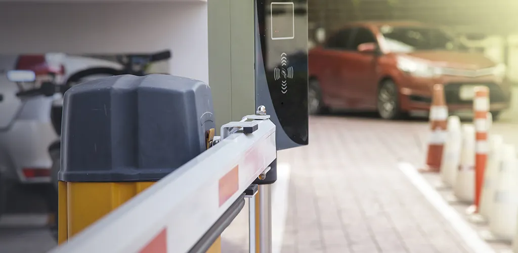 Control de acceso vehicular: Tecnología y seguridad en estacionamientos empresariales